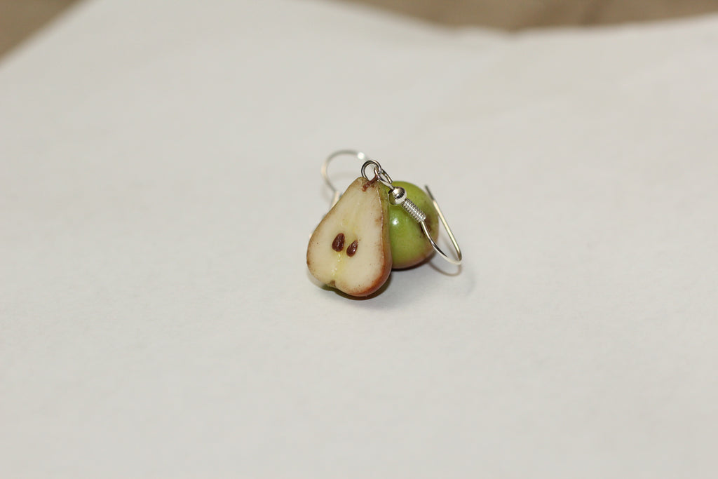 Cute Pear Earrings🍐