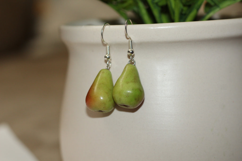 Cute Pear Earrings🍐